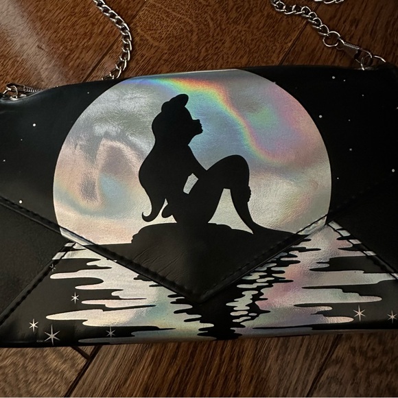 little mermaid envelope crossbody - Picture 3 of 10